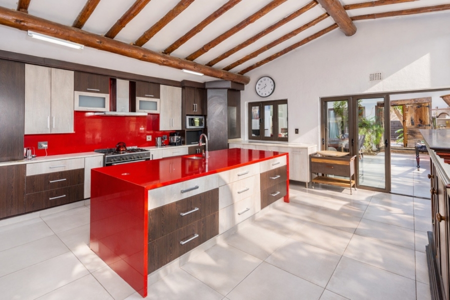 8 Bedroom Property for Sale in Schoemansville North West